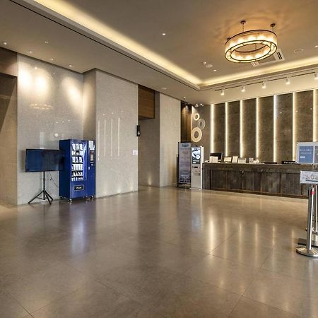 Western Grace Hotel Инчон Екстериор снимка